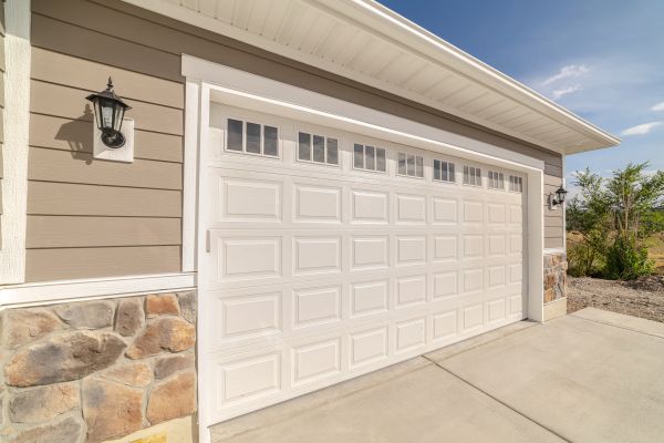 Cost of Garage Lifting in Garland